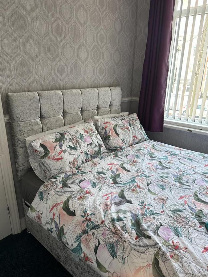 B&B Runway Blackpool - Minutes From Winter Gardens - Dog Friendly - Exceptionally Quiet - Very Close H&A Social Club (Adults Only) Екстер'єр фото